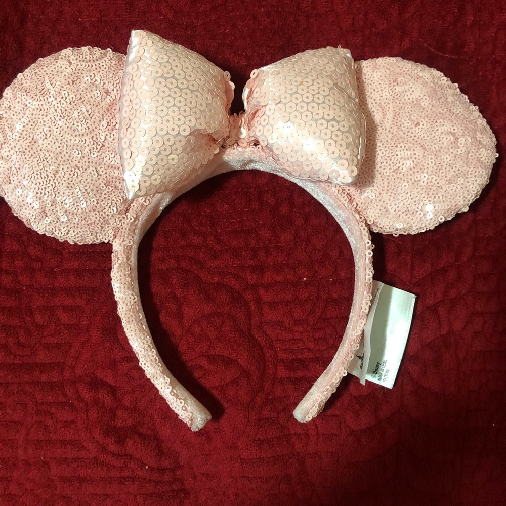 Authentic Disney Minnie headband